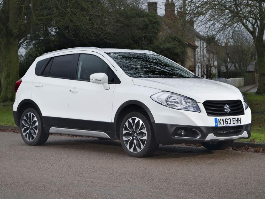  Suzuki SX4 S-Cross 2013 года  (UK) (фото 5 из 19)